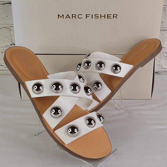 MARC FISHER 'BRYTE' DOMÈ STUDD CRISS~CROSS FLAT SLIP ON SLIDE SANDALS WHITE 7 - Picture 2 of 16